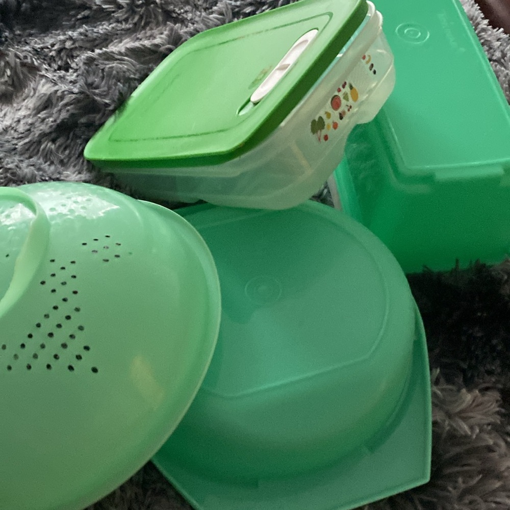 Tupperware bundle - Picture 6 of 9